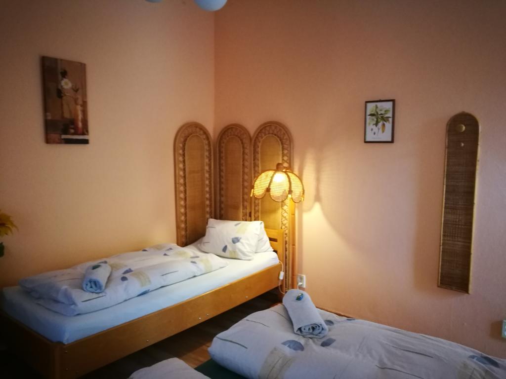 Hotel City Camping& Apartman &Bungalow Győr Exterior foto