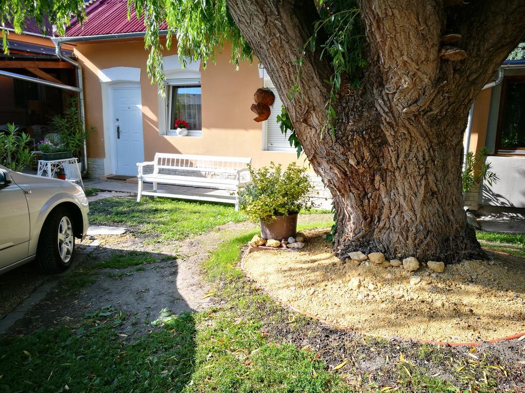 Hotel City Camping& Apartman &Bungalow Győr Exterior foto