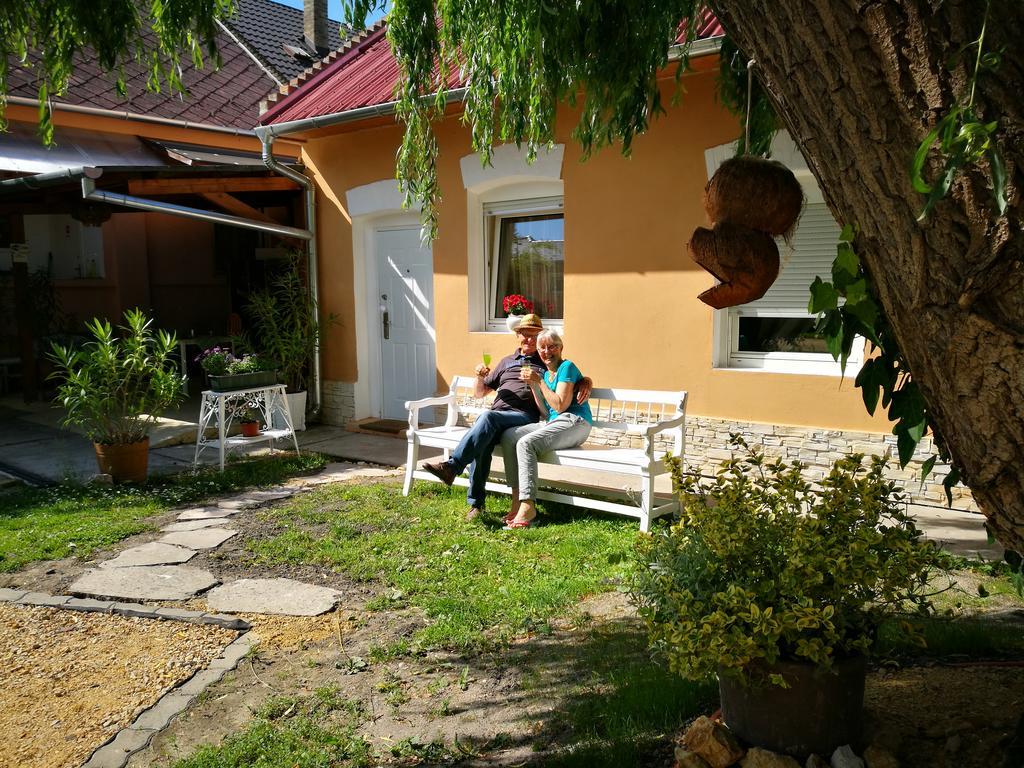 Hotel City Camping& Apartman &Bungalow Győr Exterior foto