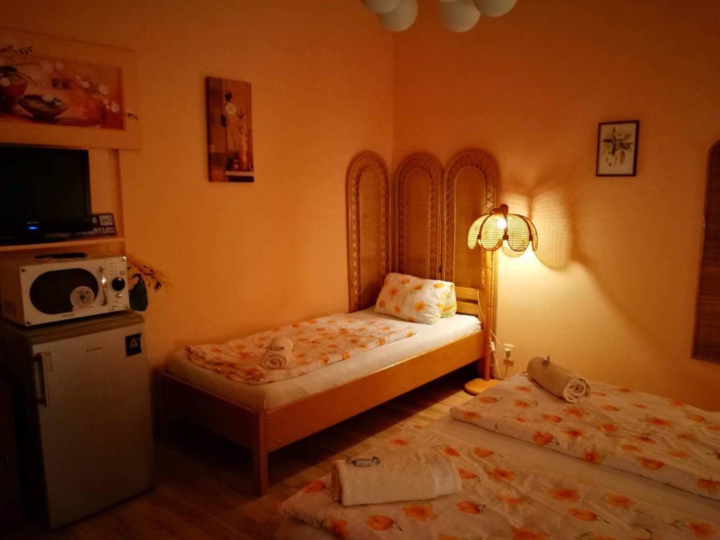 Hotel City Camping& Apartman &Bungalow Győr Exterior foto