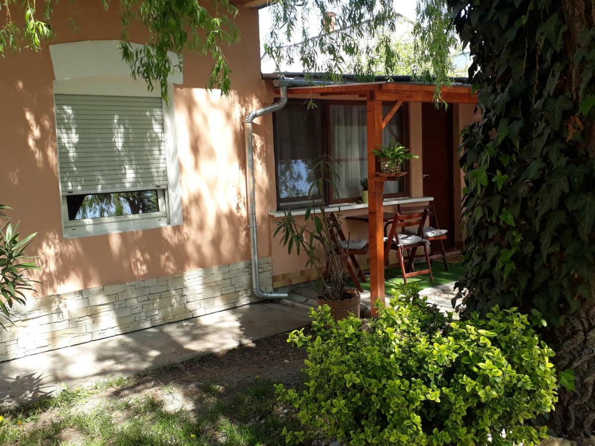 Hotel City Camping& Apartman &Bungalow Győr Exterior foto